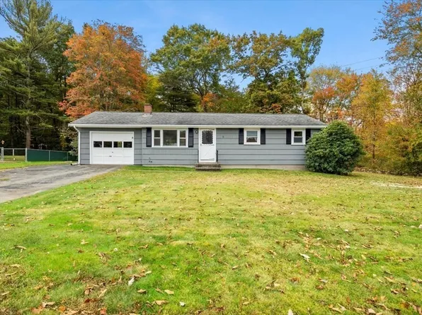 132 Brooks Pl, West Bridgewater, MA 02379