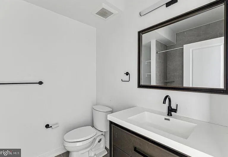 1123 S 20th St #1 — Photo 8