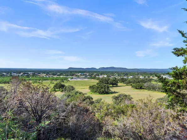 5026 W Ranch Road 1431, Kingsland, TX 78639