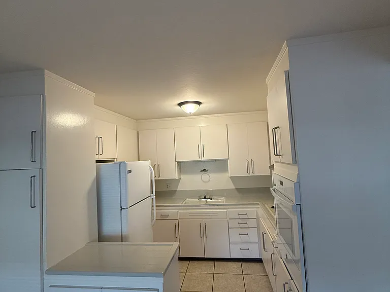 Brook Garden Apartments — Photo 15