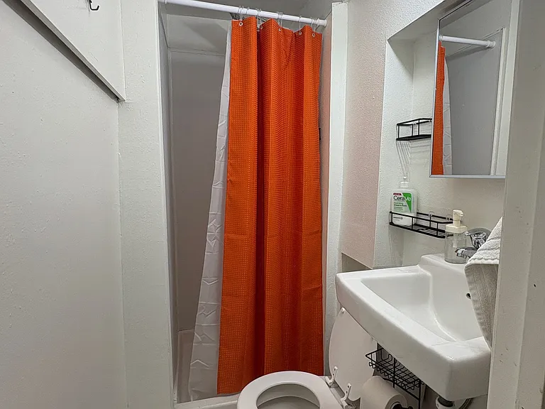 620 NE Gray Ln — Photo 14