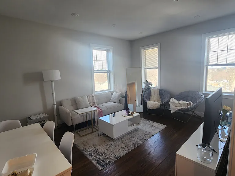 292 Foster St #1A — Photo 6