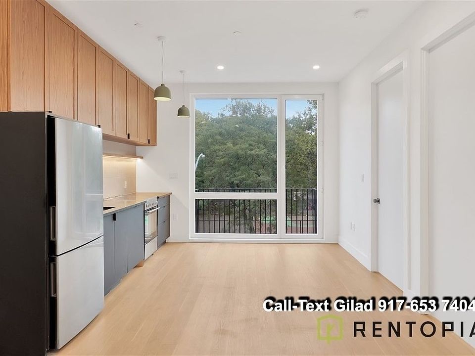 1st image of 420 Tompkins Ave #117