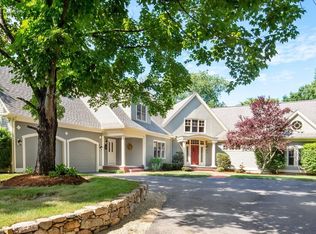 8 Causeway Ln, Medfield, MA 02052