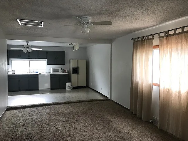 2701 S Grant St — Photo 3