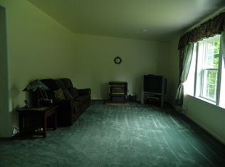 27 Uncas Rd, Inlet, NY 13360