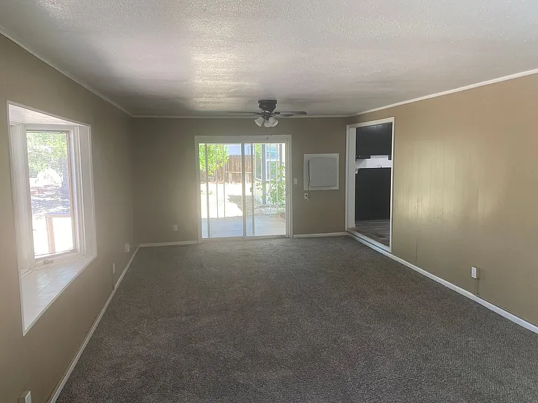 2808 Marvin Dr — Photo 6