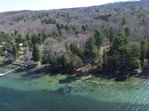 0 Willow St, Central Lake, MI 49622