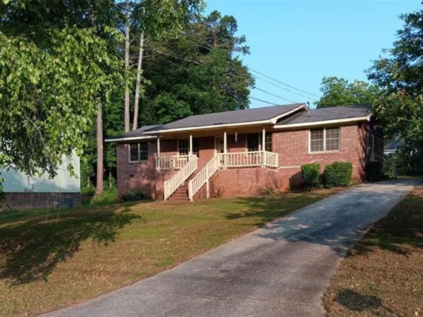 9160 Carr Cir SW, Covington, GA 30014