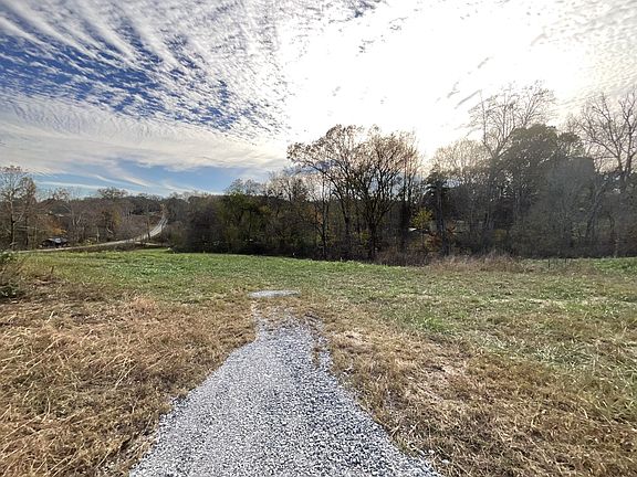 3rd image of 4 Davenport Rd Lot 4