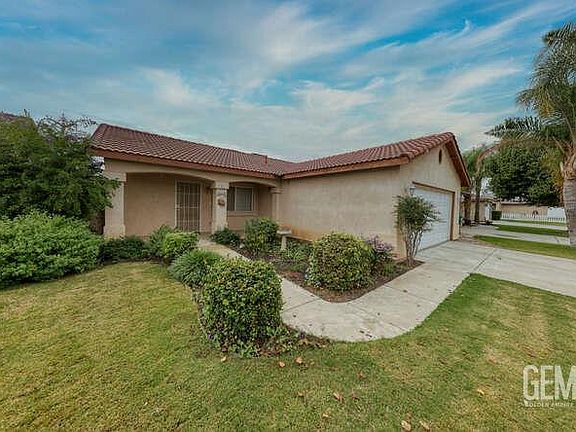 5th image of 327 Fern Meadow Dr