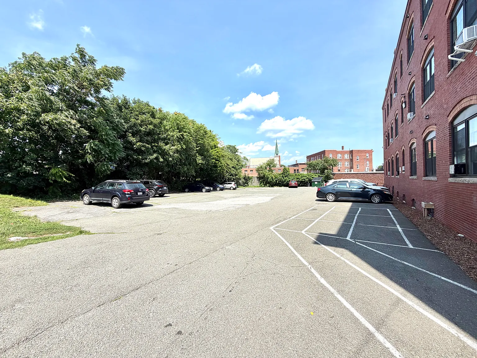 1 bed, 651 sqft, $1,700 — Photo 2