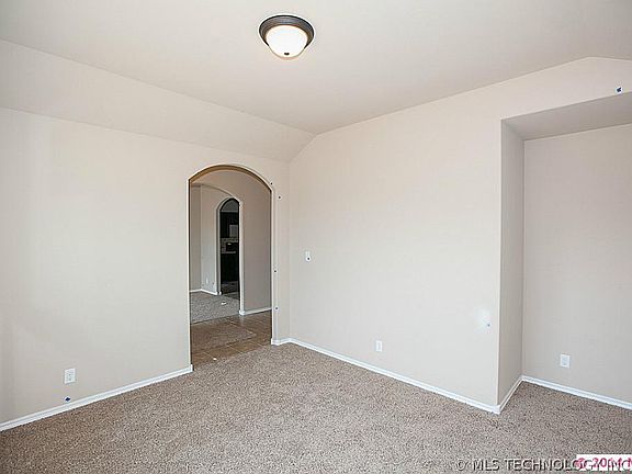 4th image of 8992 S 254th East Ave