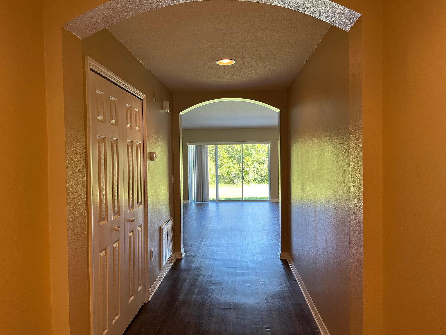 Dupree Lakes, Great Location — Photo 4