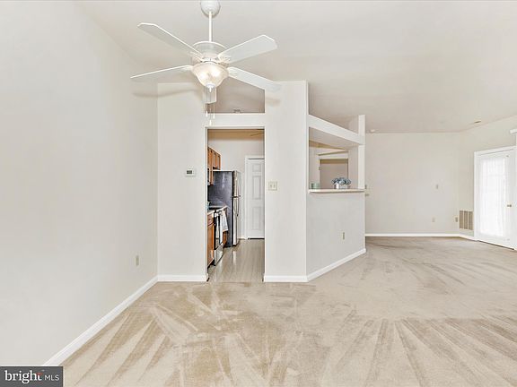 4th image of 8203 Blue Heron Dr APT 1D