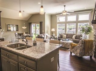 900 Churchill Cir, Raymore, MO 64083