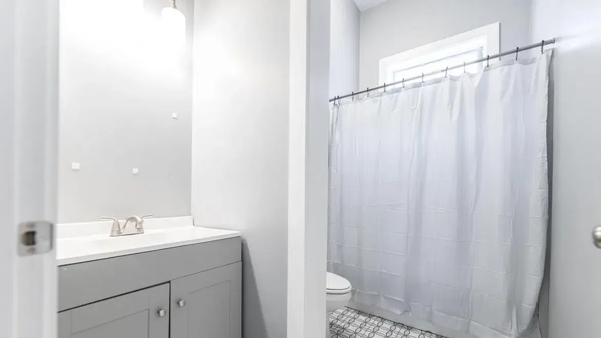 2079 E Napier Ave — Photo 3