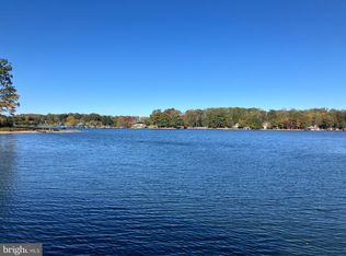 40 Lighthouse Dr, Bumpass, VA 23024