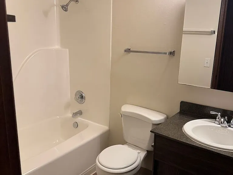 Fairmont Terrace — Photo 7