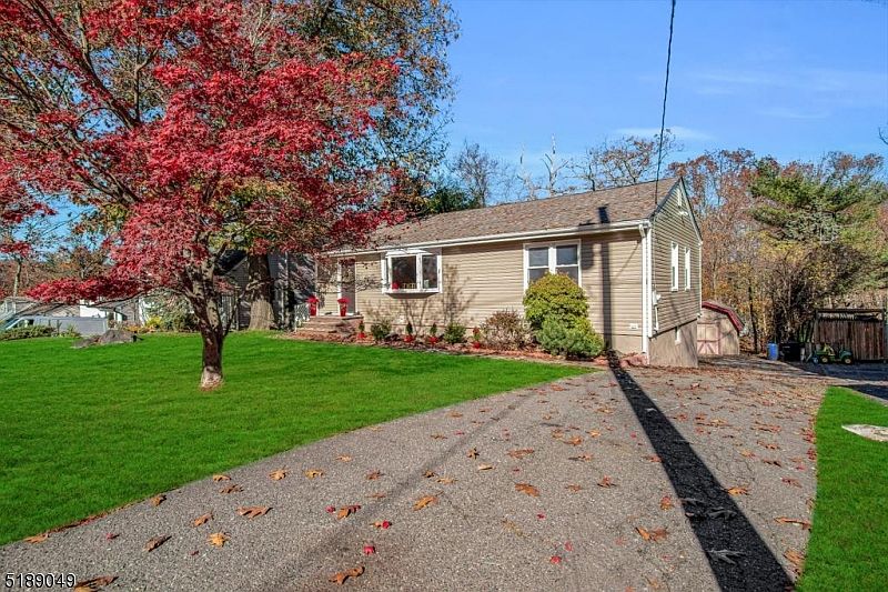 17 Manito Ave, Oakland, NJ 07436 MLS 3816458 Zillow