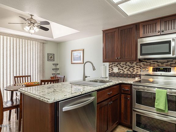 3rd image of 16826 E LAMPLIGHTER Way #6