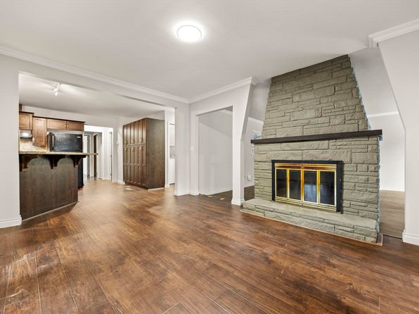 3 bedroom rental in Surrey — photo 7
