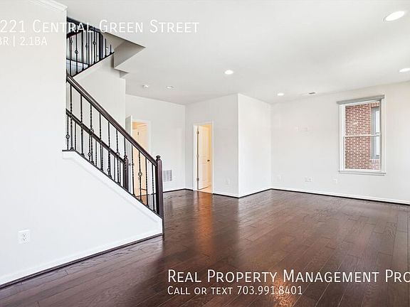 3rd image of 9221 Central Green St