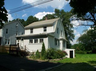 16 Chestnut St, Fairfield, CT 06824