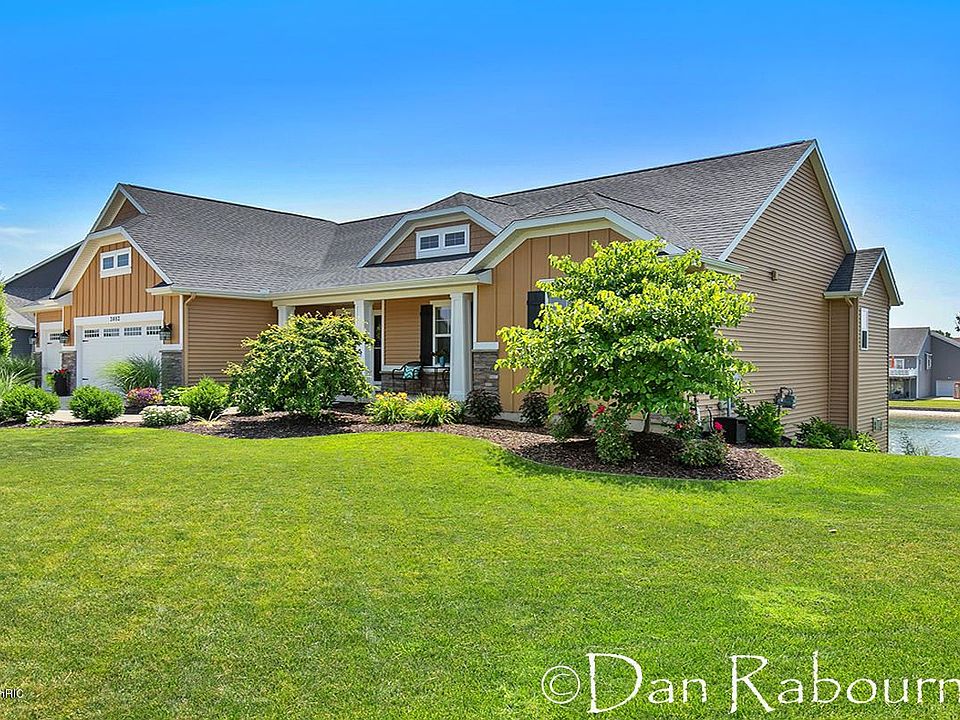 1st image of 3082 Park North Dr