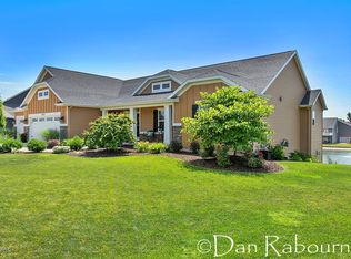 3082 Park North Dr, Jenison, MI 49428