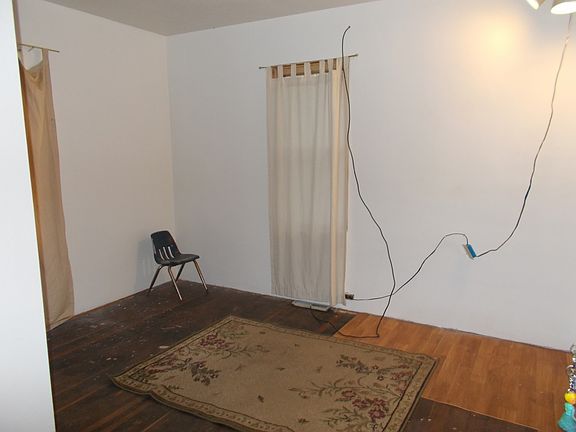 4th image of 1225 Landon Ave