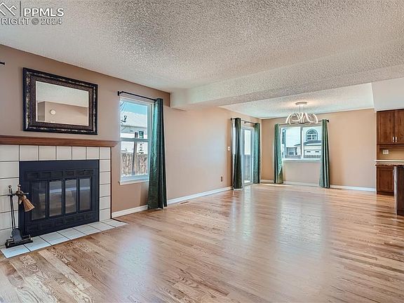 5th image of 1686 Sausalito Dr