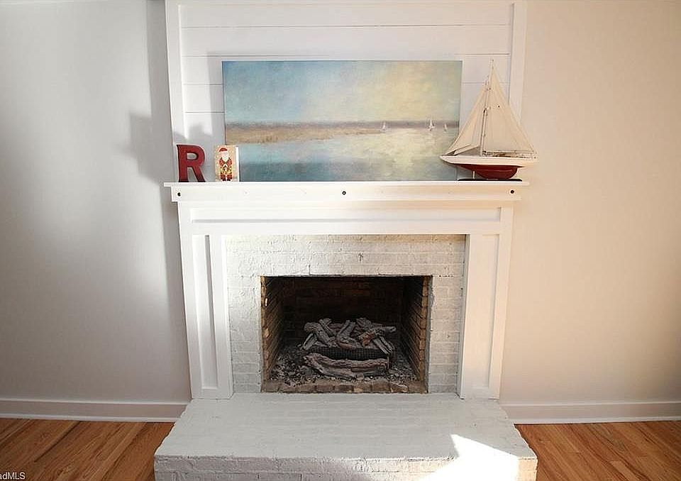 2nd image of 5912 Woodfield Dr