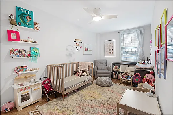 Sold by Compass | media 17