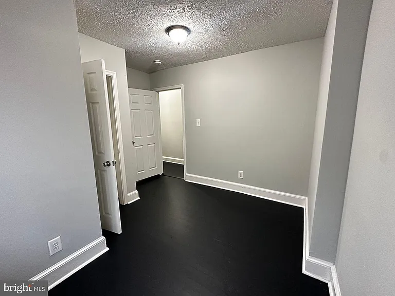 4632 Hillside Rd SE — Photo 17