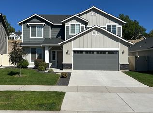 2466 E Stella Dr, Eagle, ID 83616