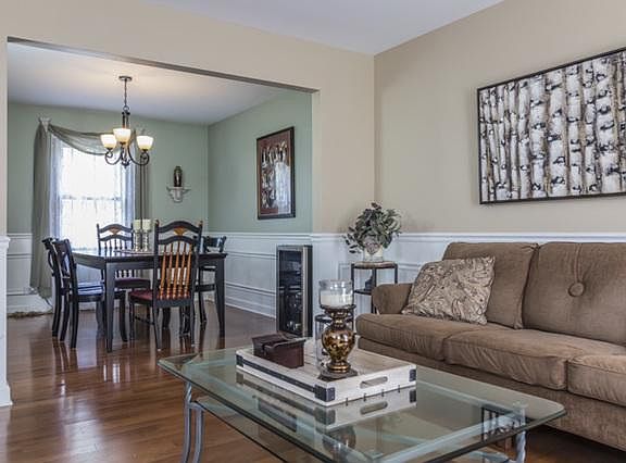 3rd image of 848 Francine Dr