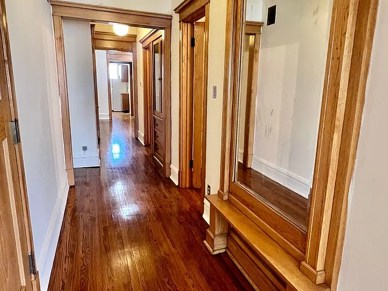 2920 N. Burling — Photo 7
