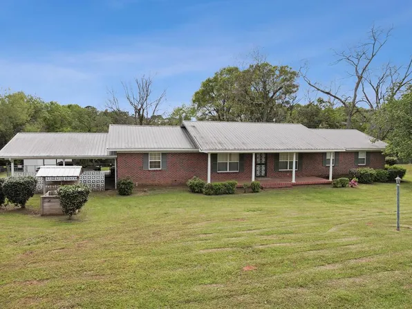 184 S College St, Newton, AL 36352