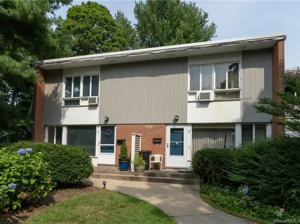 21 North Lake Drive #21, Hamden, CT 06517
