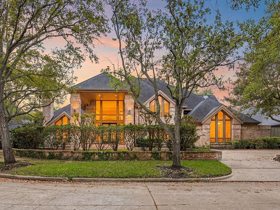 1st image of 19823 Sunbridge Ln