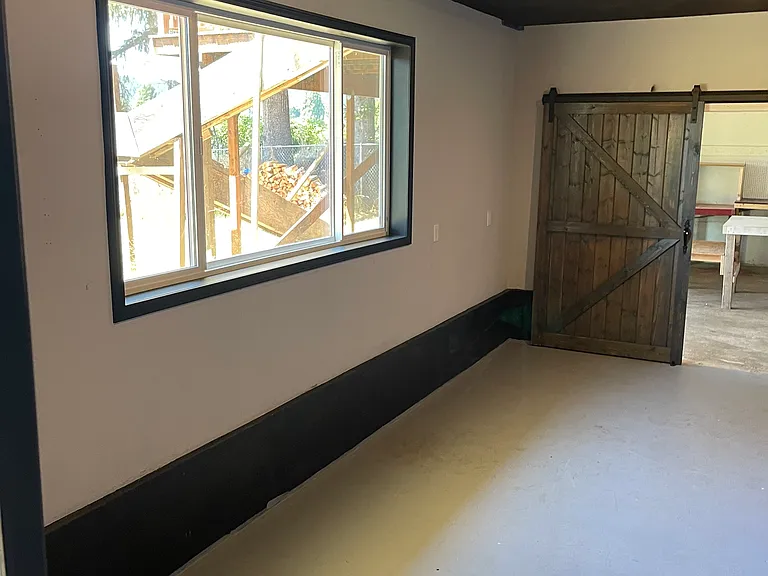 759 NE 4th Pl — Photo 17