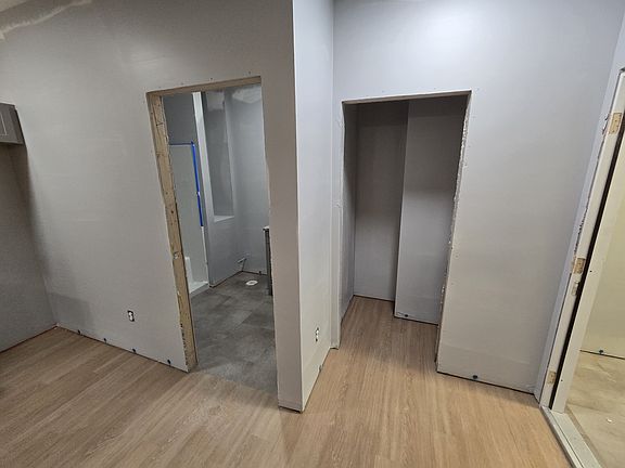 4th image of 200 State St #6