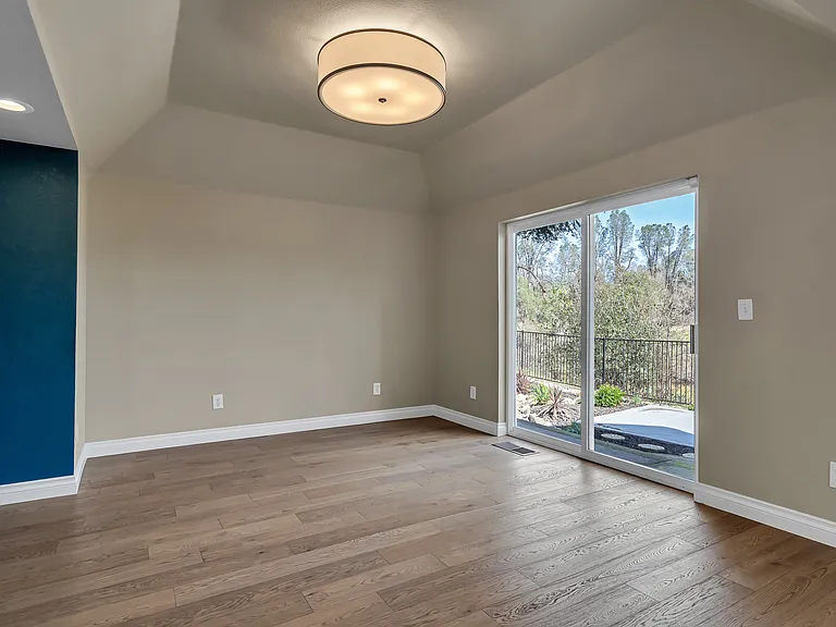 3857 Eagle Pkwy — Photo 23