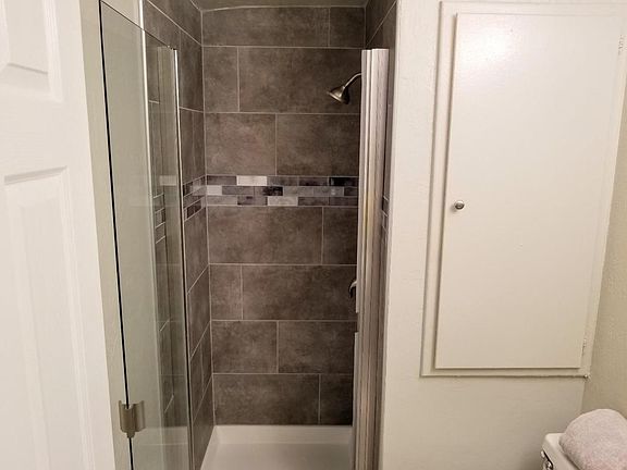 2nd image of 1894 Terilyn Ave