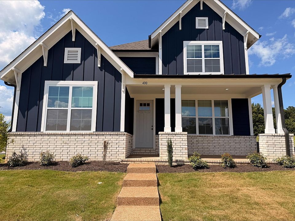 1st image of 400 Oak Haven Cir