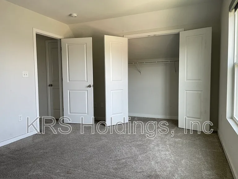 1333 Reservoir Ave — Photo 25