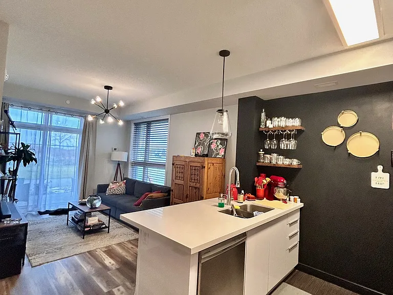 101 Shoreview Pl #110 — Photo 12