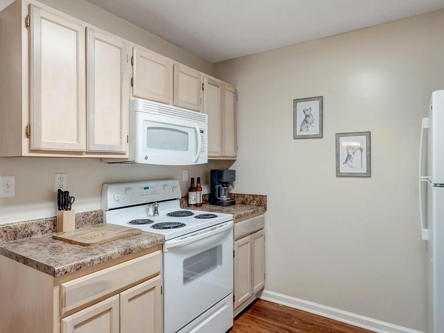 Regal Pointe Apartment Homes — Photo 4
