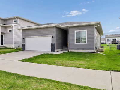 2106 Ammann Dr, Adel, IA, 50003